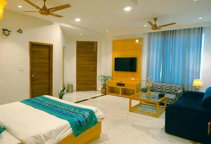 Hotelli Garden Resorts And