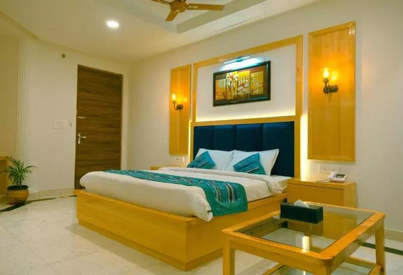 Hotelli Garden Resorts And