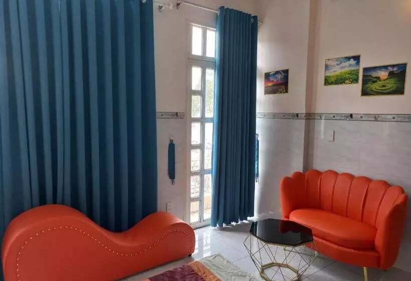 هتل Khách Sạn Nguyên Trung