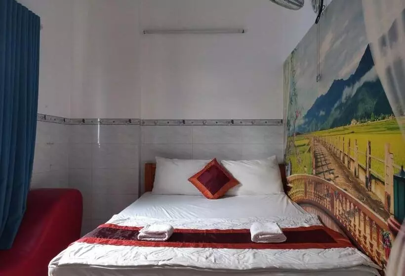 هتل Khách Sạn Nguyên Trung