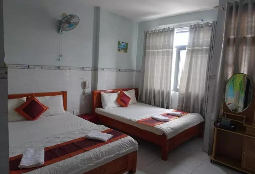 هتل Khách Sạn Nguyên Trung