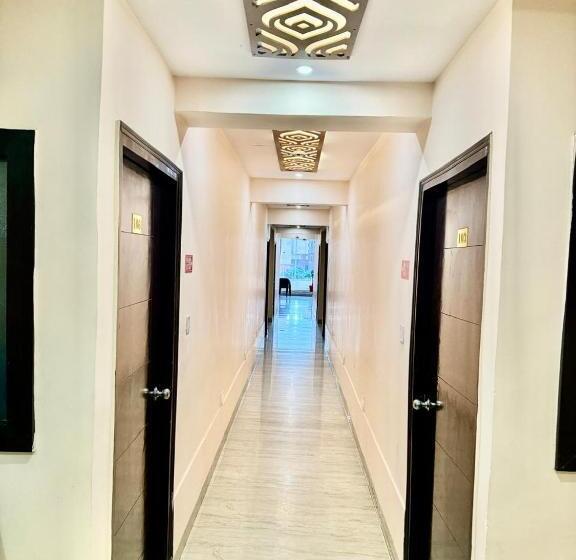 酒店 Silver Stone Inn