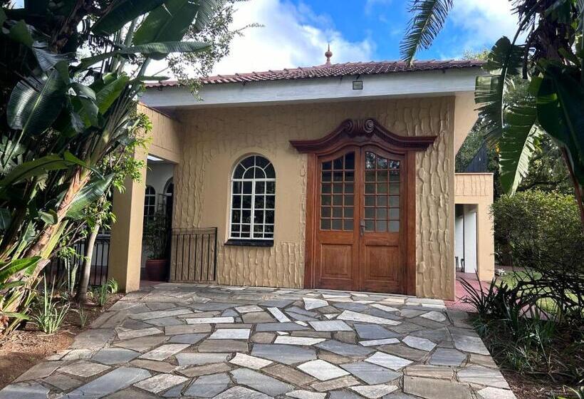 پانسیون 161 Blenheim Rd