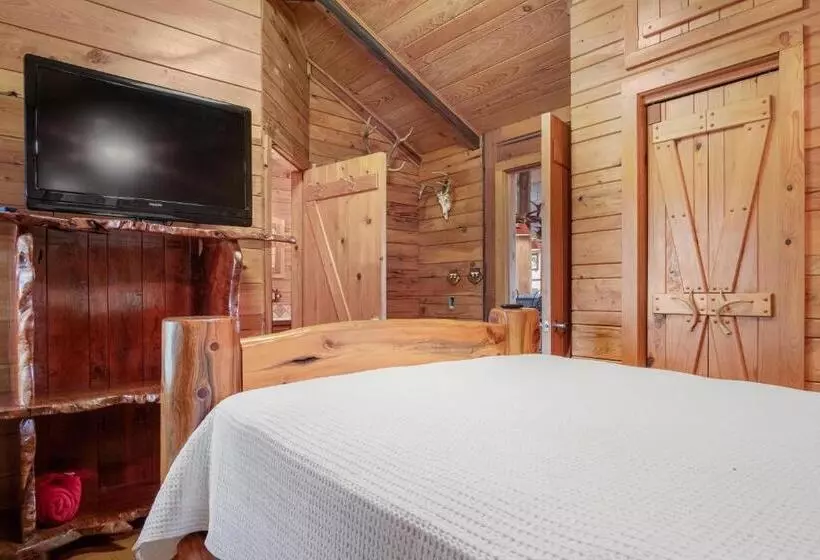 Majatalo Lantana Lodge