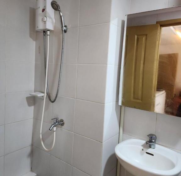 Ostello Jfive Homes @ 8spatial_b2