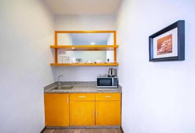 Cthomestay @ Nova Highland