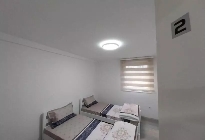 Dm Hostel And Apartments