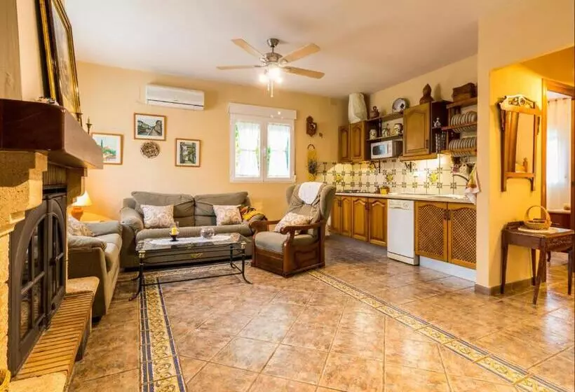 ホテル Cortijo Valmaruc