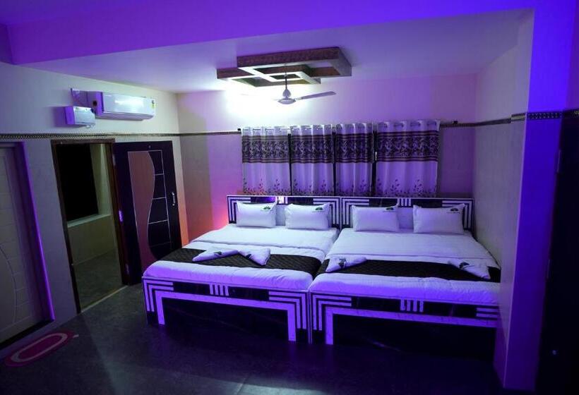 Hotel Green Residency