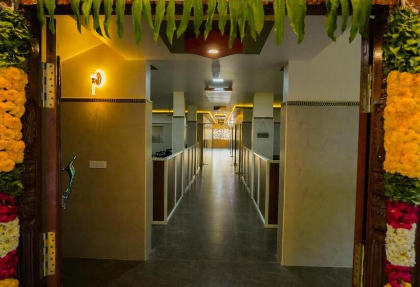 Hotel Green Residency