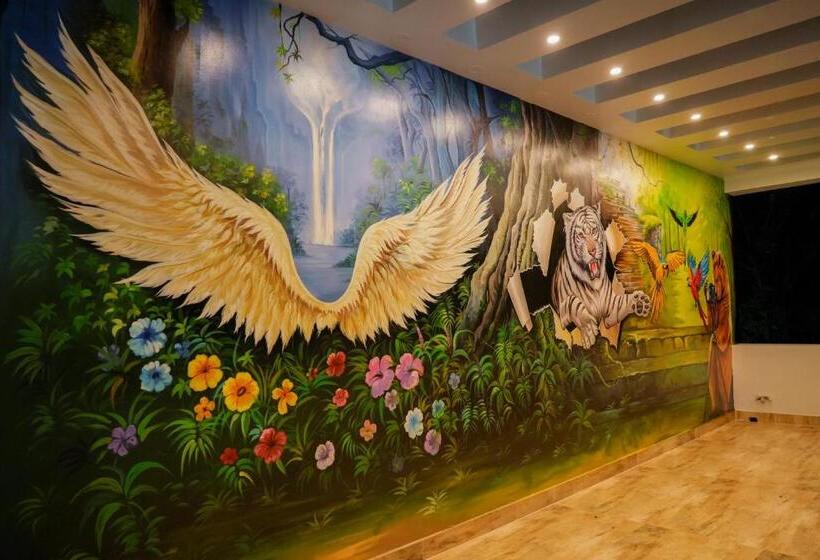 Hotel Green Residency