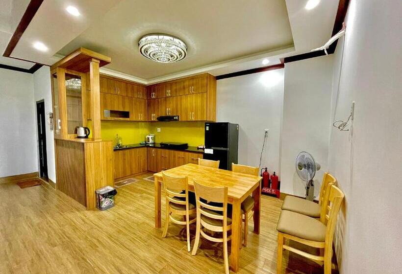 هتل Khách Sạn Villa Hồ Gia Phan Rang