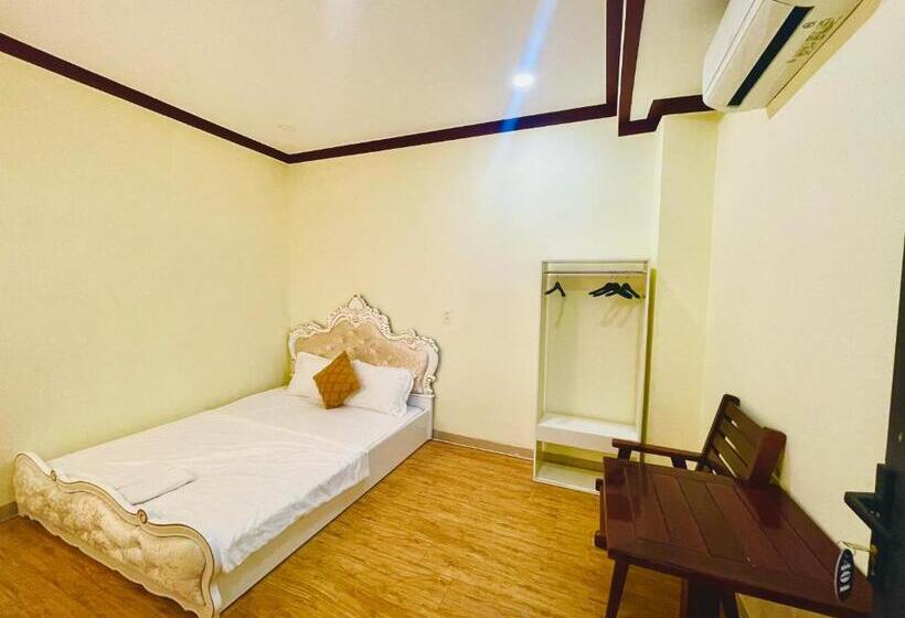 هتل Khách Sạn Villa Hồ Gia Phan Rang