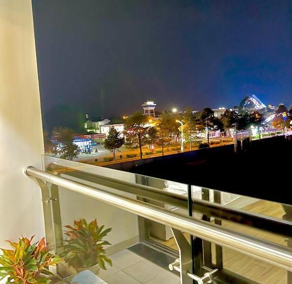 هتل Khách Sạn Villa Hồ Gia Phan Rang