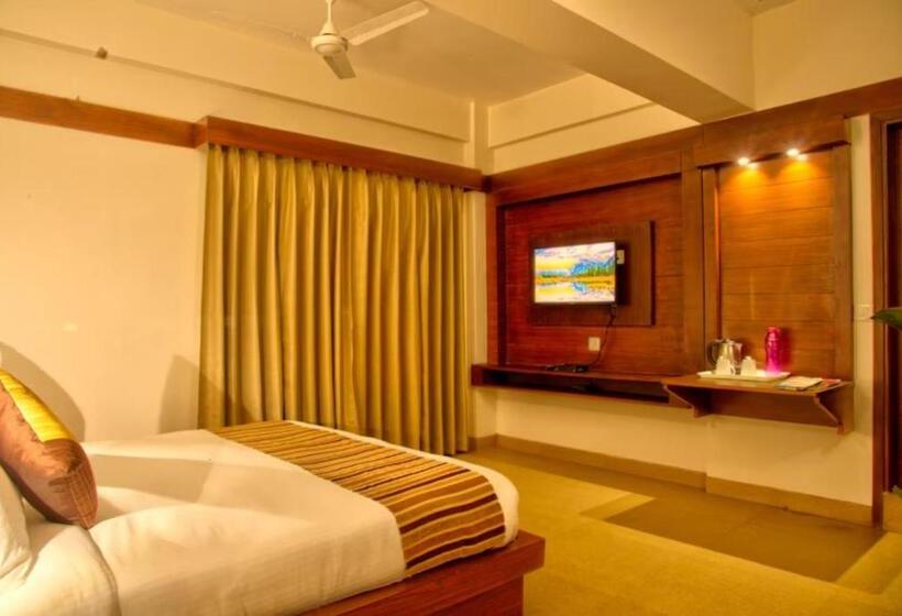 Hotel Goroomgo Palm Apartment Bhimtal