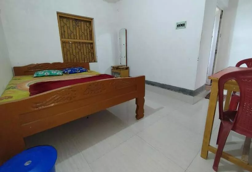 ペンション India Tours Only Maa Tara Guest House