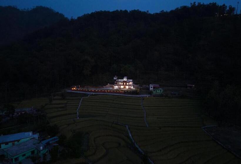 پانسیون The Chirpy Bungalow By Luho Leisure