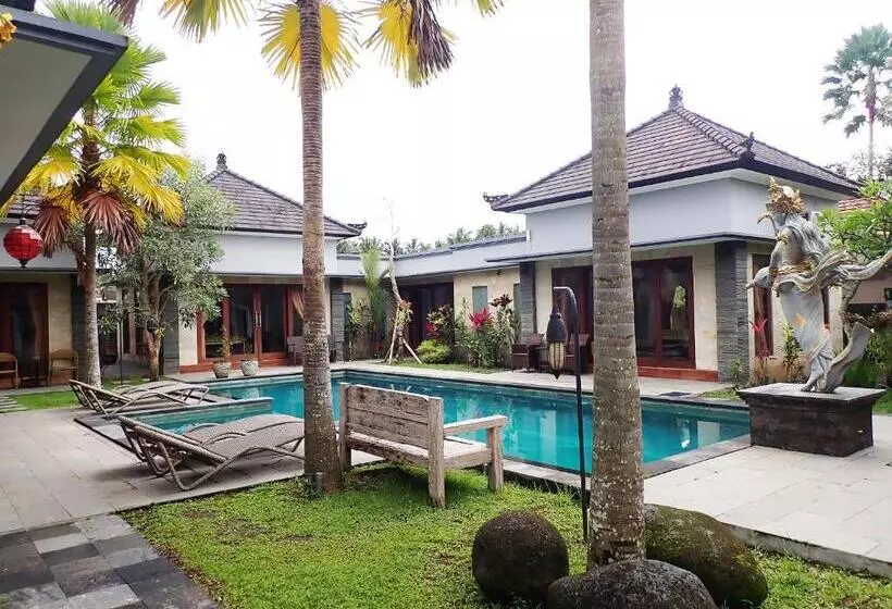 پانسیون Widi Agung Villa   Private Room