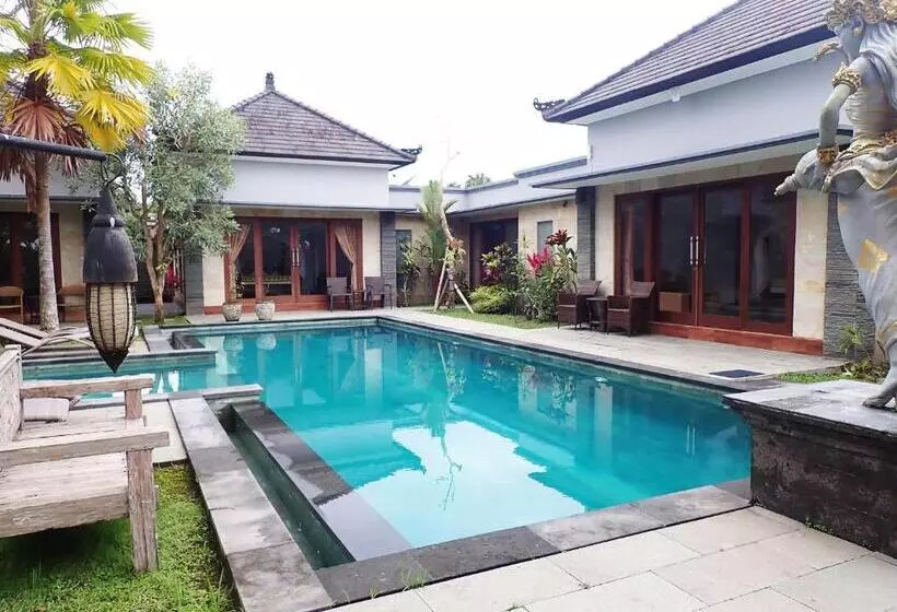 پانسیون Widi Agung Villa   Private Room