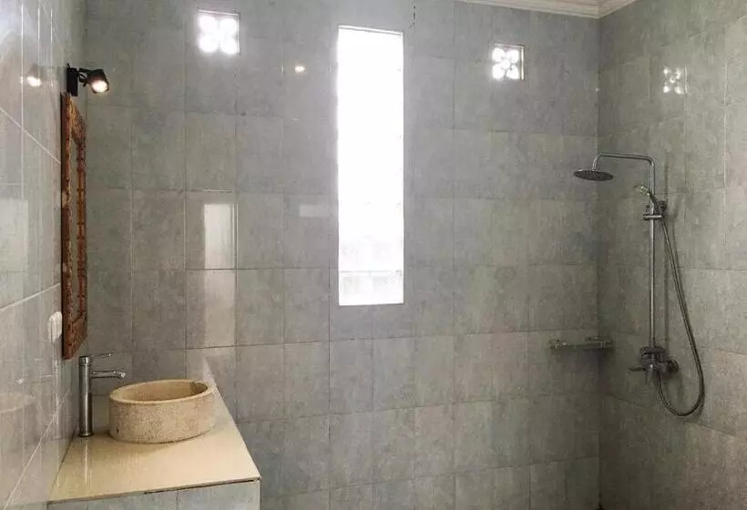 پانسیون Widi Agung Villa   Private Room