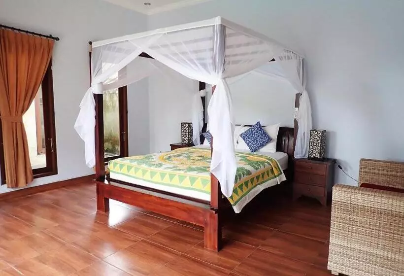 پانسیون Widi Agung Villa   Private Room