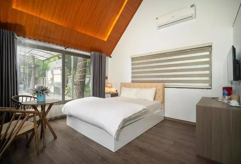 تختخواب و صبحانه Pine Ring Villa