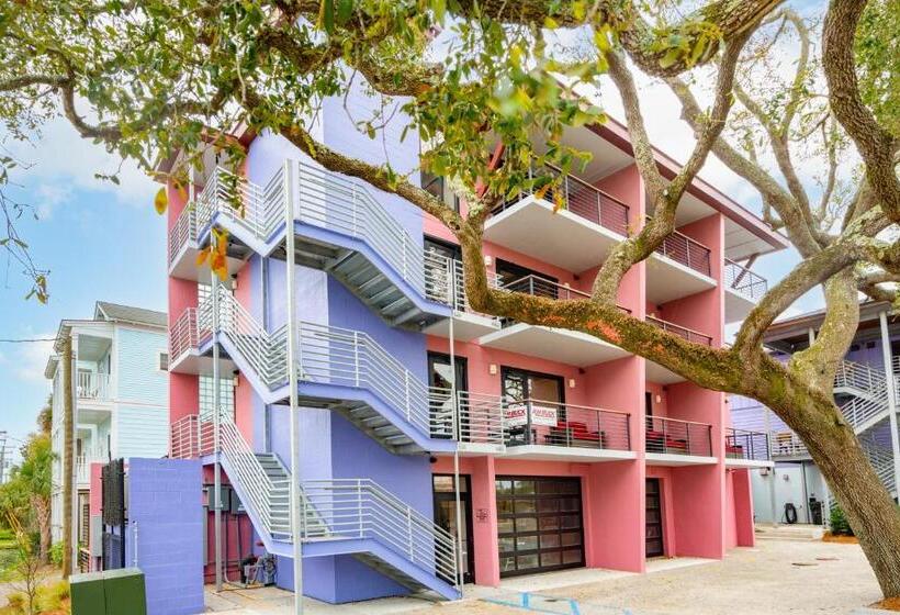 Boutique Vera Hotel In The Heart Of Folly Beach