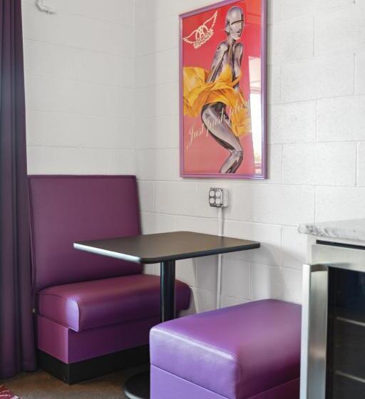 Boutique Vera Hotel In The Heart Of Folly Beach