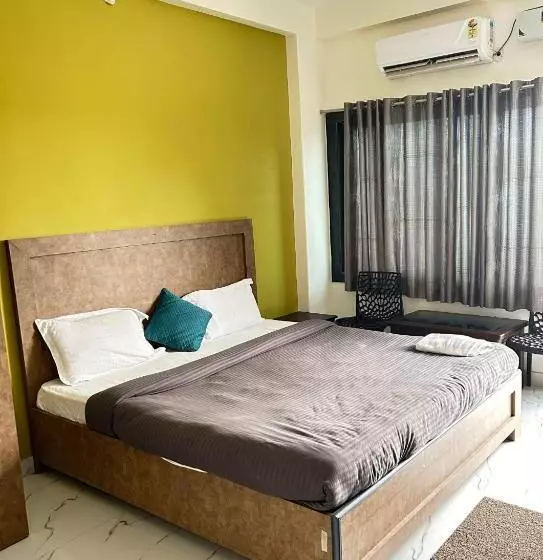 ホテル Archana Home Stay