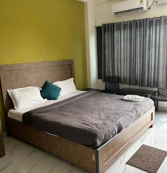 ホテル Archana Home Stay