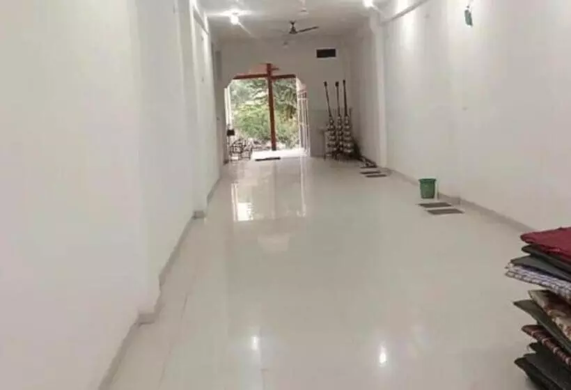 ホテル Kanhaiya Palace