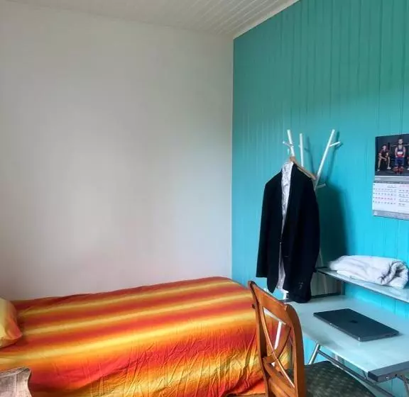 ペンション All Room Paris Ouest Colombes