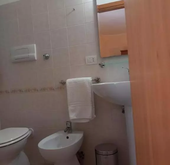 Majatalo Laranda Rooms