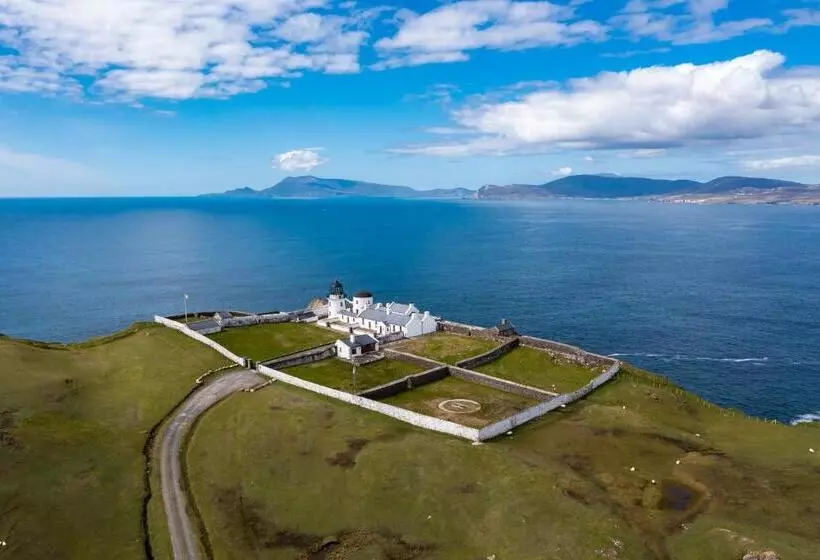 Aamiaismajoitus (B&B) Clare Island Lighthouse