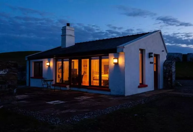 Aamiaismajoitus (B&B) Clare Island Lighthouse