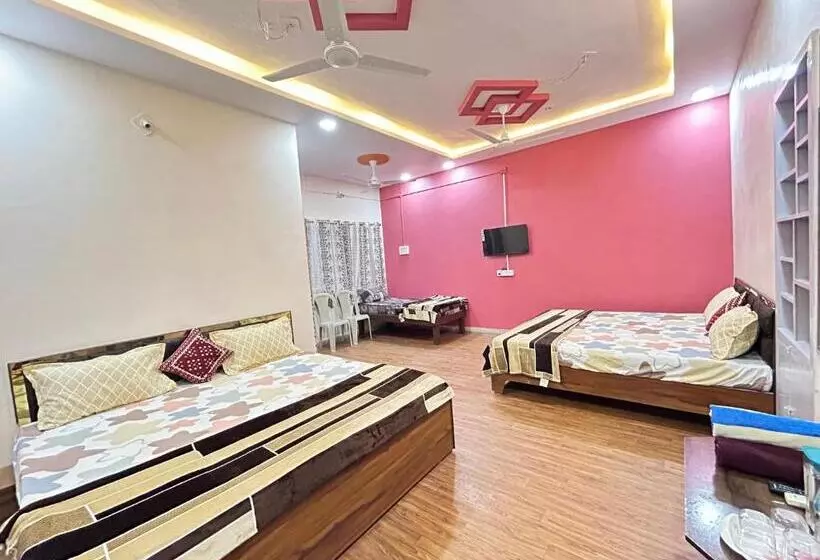 تختخواب و صبحانه Rooms 4u 7db 2sb 16 Guests