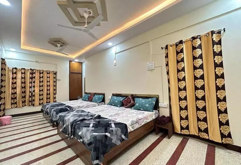 تختخواب و صبحانه Rooms 4u 7db 2sb 16 Guests