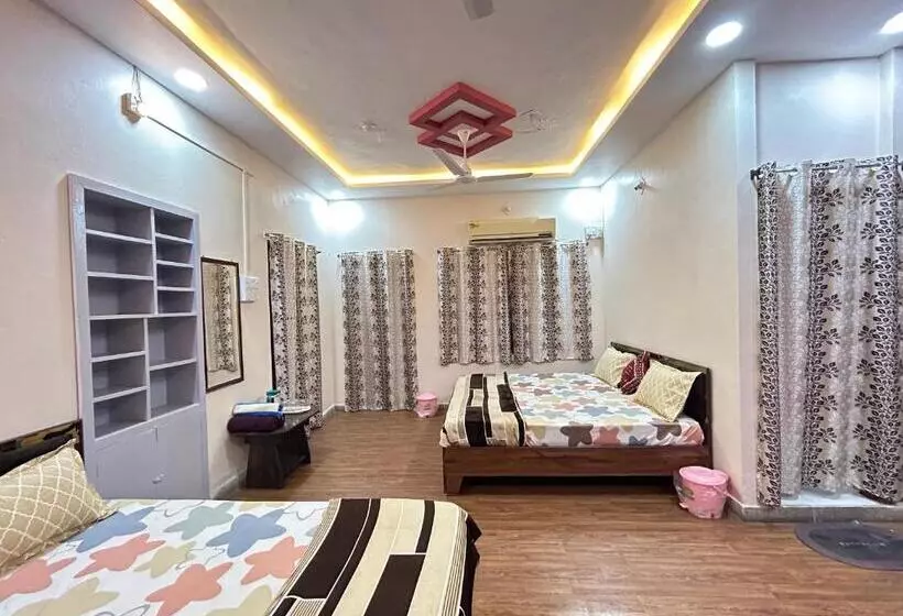 تختخواب و صبحانه Rooms 4u 7db 2sb 16 Guests