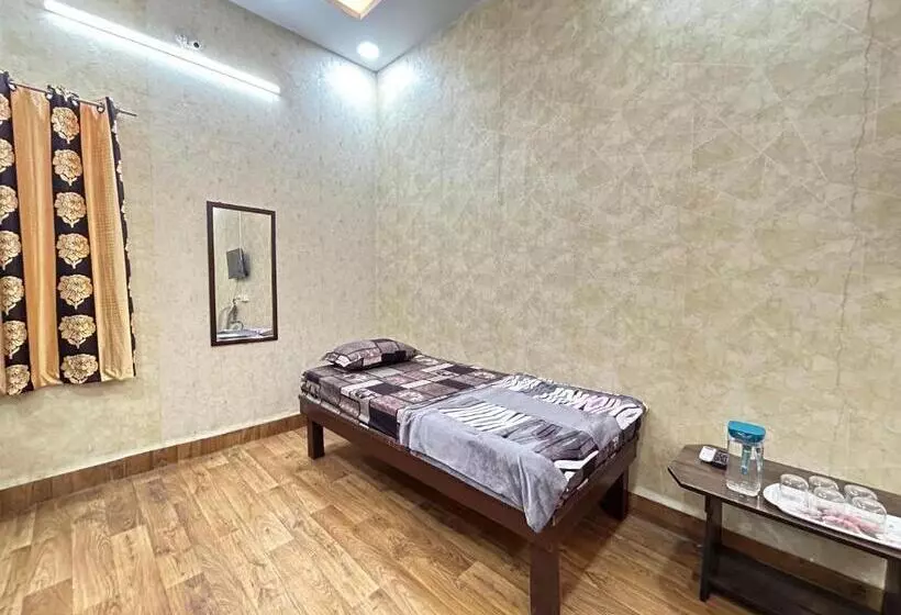 تختخواب و صبحانه Rooms 4u 7db 2sb 16 Guests