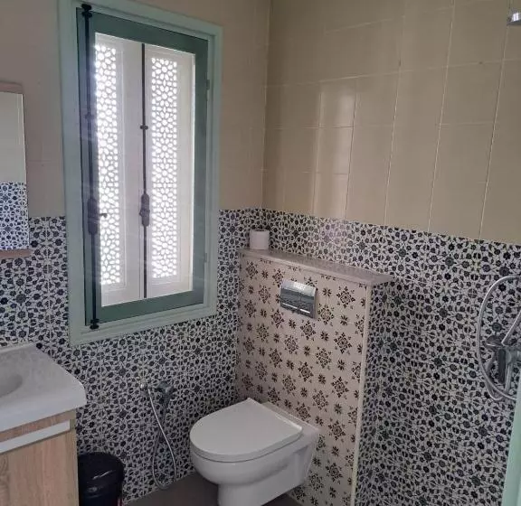 Aamiaismajoitus (B&B) Villa Izabelles