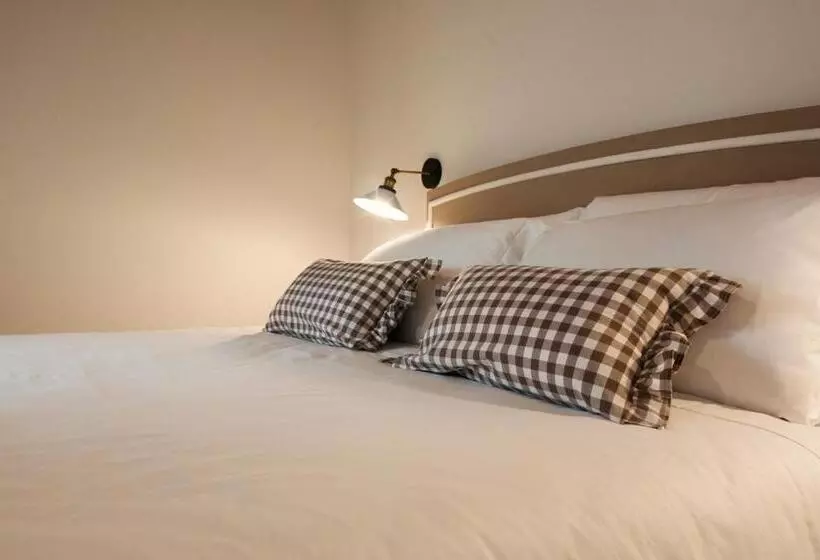 Aamiaismajoitus (B&B) Villa Mariolino