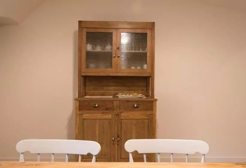 Aamiaismajoitus (B&B) Villa Mariolino