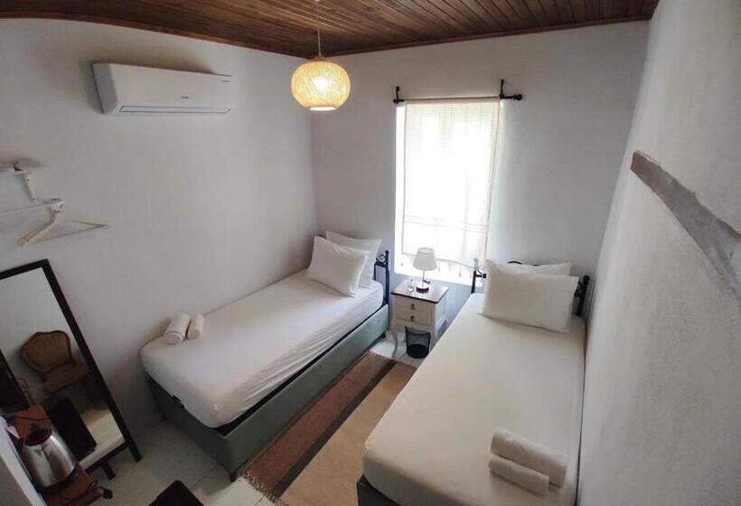 هتل Kidoni Macaron Guesthouse