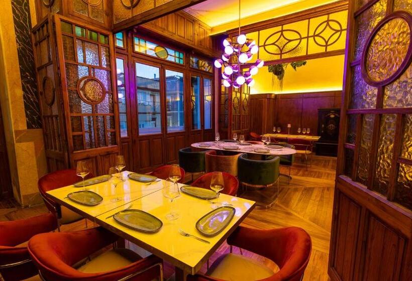 호텔 Las Tres Campanas