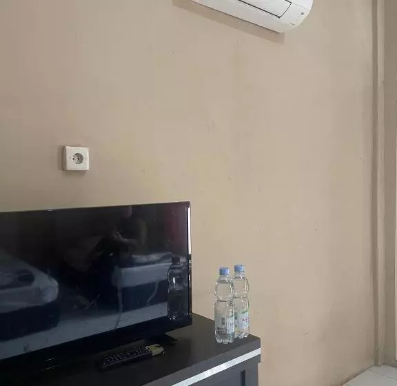 هتل Oyo 93850 Njy House Syariah
