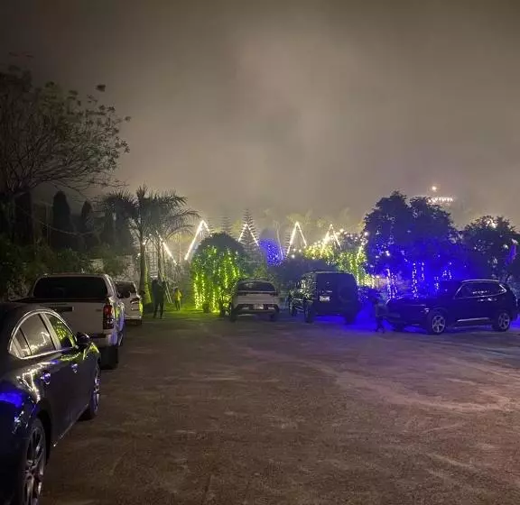 هتل Thung Lũng Ba đồi Chè