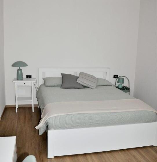 פנסיון L Oasi Amena Camera Salvia