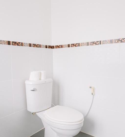 Red B Hostel, Cafe And Bar