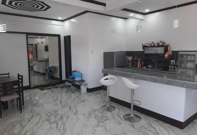 Bed and Breakfast A.c.e Transient And Floating Cottages