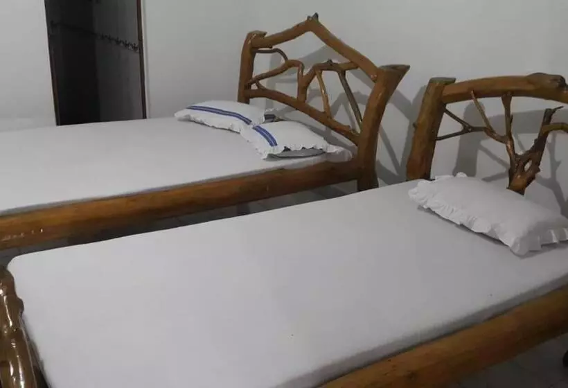 ベッドアンドブレックファースト Nildiya Guest House